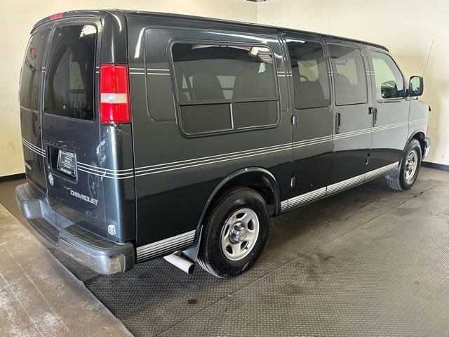 Used 2003 Chevrolet Express 1500 w/ Preferred Equipment Group 3 image 30