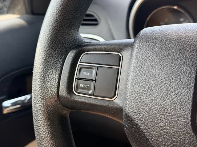 Used 2012 Dodge Avenger SE FWD image 8