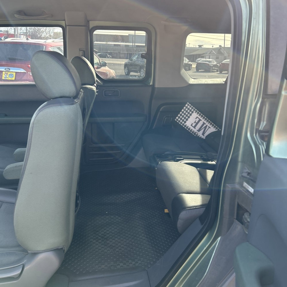 Used 2004 Honda Element EX image 19