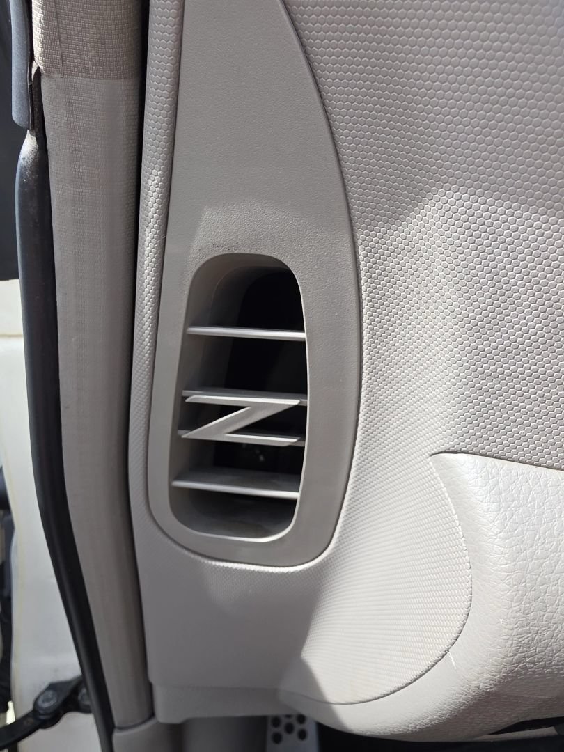 Used 2005 Nissan 350Z Touring RWD image 30