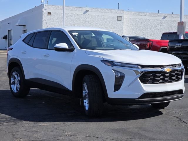 New 2026 Chevrolet Trax LS w/ LS Convenience Package image 15