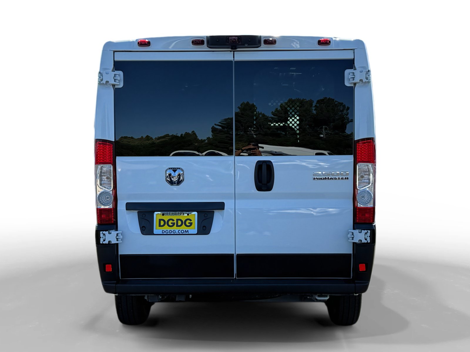 Used 2025 RAM ProMaster 2500 w/ U-Haul Equipment Group FWD image 4