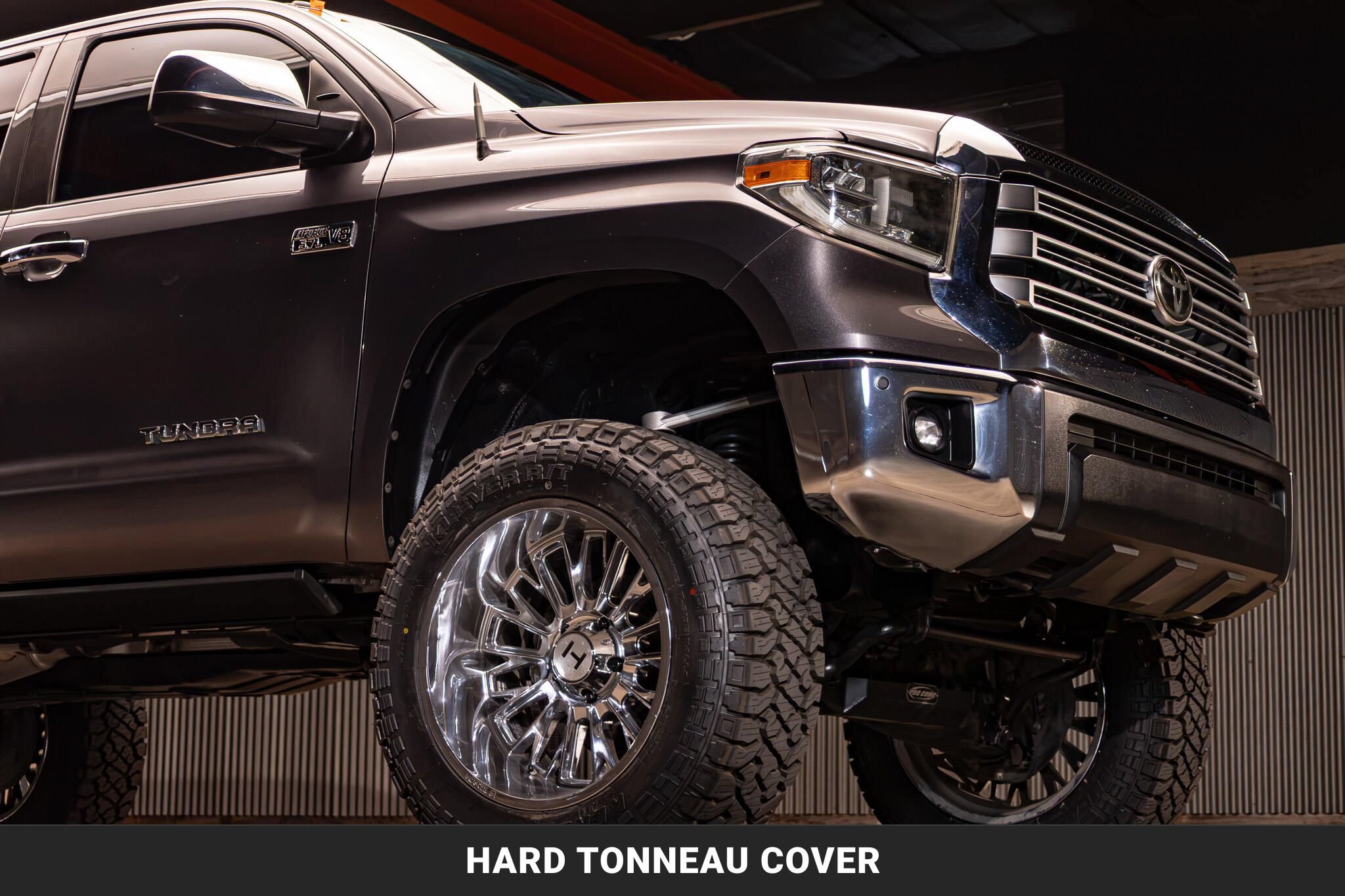 Used 2018 Toyota Tundra Limited w/ Limited Premium Package AWD/4WD image 12