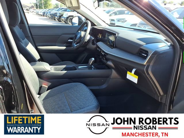 New 2026 Nissan Kicks SV image 17