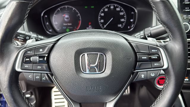 Used 2018 Honda Accord Sport image 11
