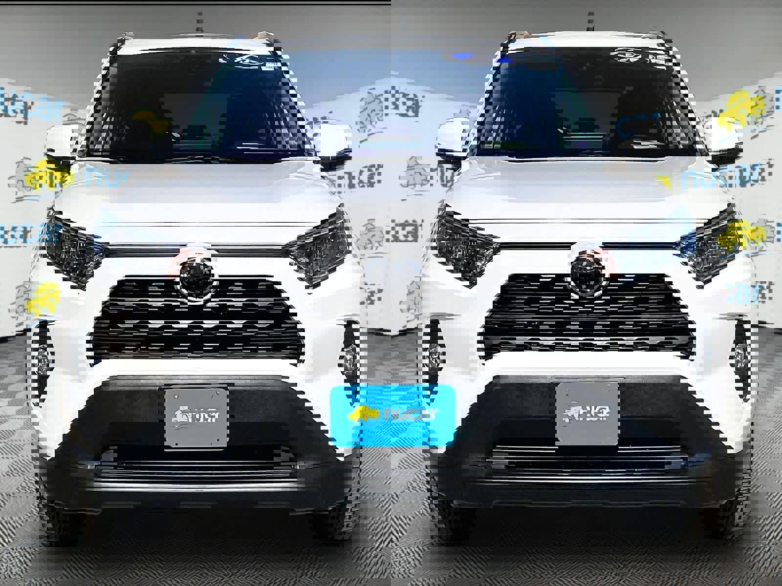 Used 2020 Toyota RAV4 XLE w/ Convenience Package image 2