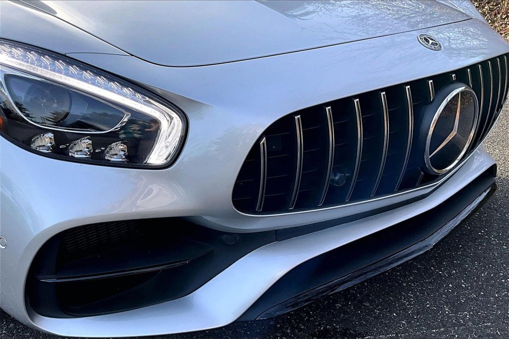 Used 2018 Mercedes-Benz AMG GT Roadster image 22