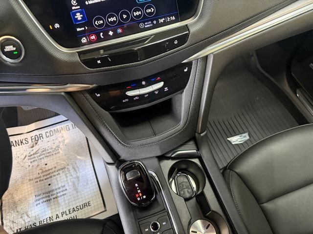 Used 2025 Cadillac XT5 Luxury w/ LPO, Floor Liner Package FWD image 24