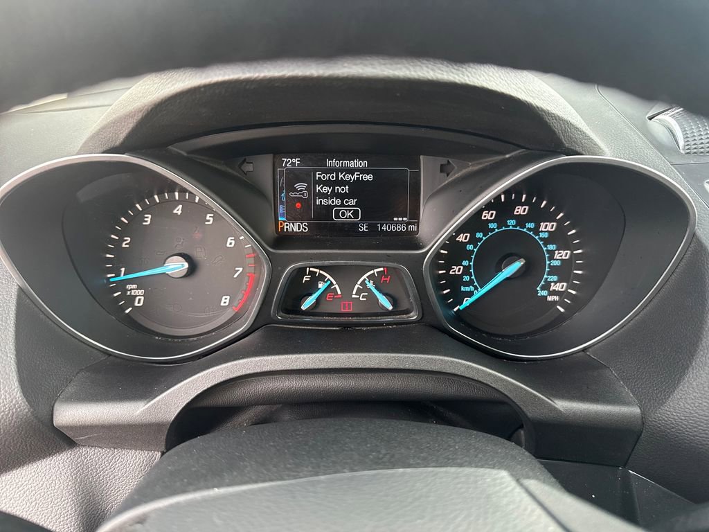 Used 2015 Ford Escape Titanium FWD image 22