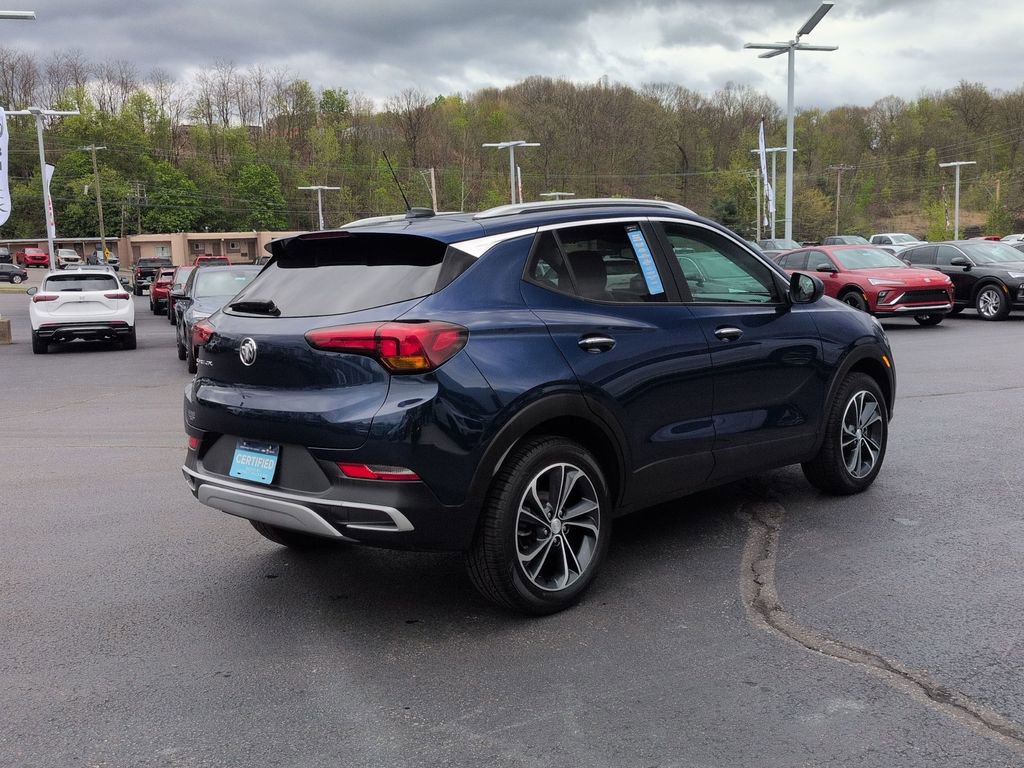 Certified 2023 Buick Encore GX Select AWD/4WD image 5
