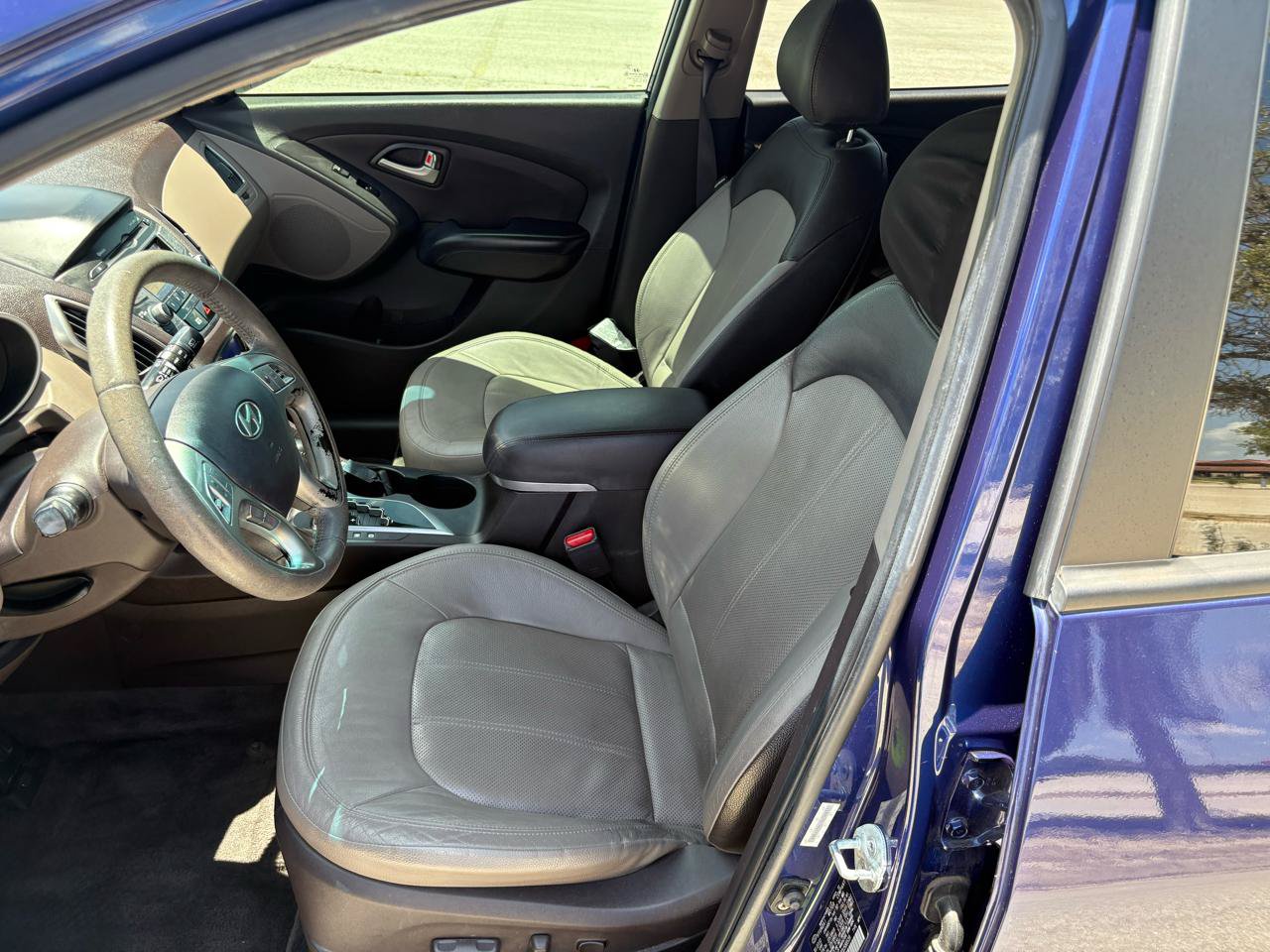 Used 2013 Hyundai Tucson Limited FWD image 16