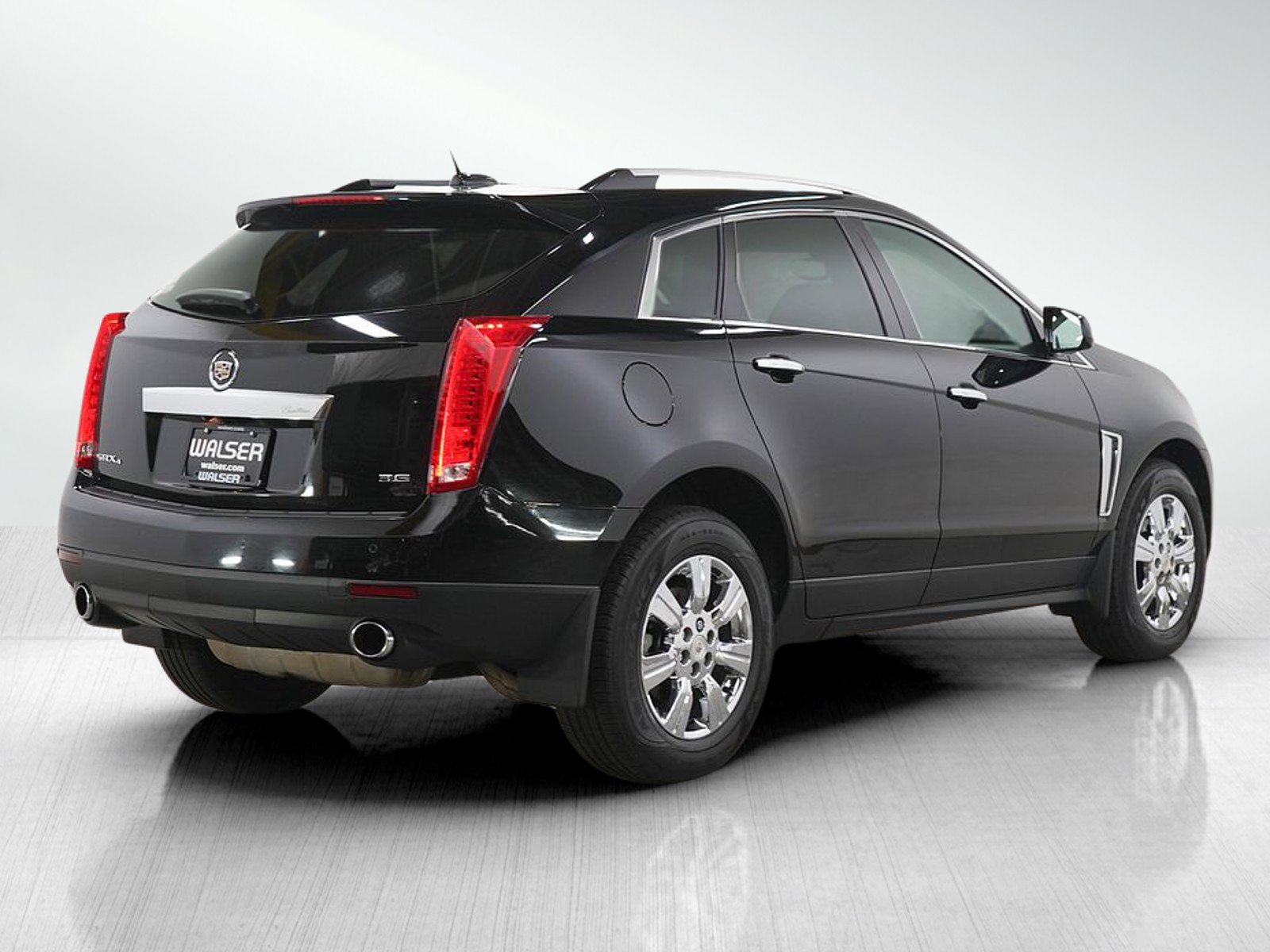 Used 2016 Cadillac SRX Luxury w/ Driver Awareness Package AWD/4WD image 5