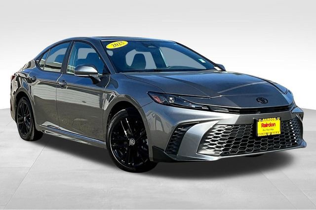 Used 2025 Toyota Camry SE