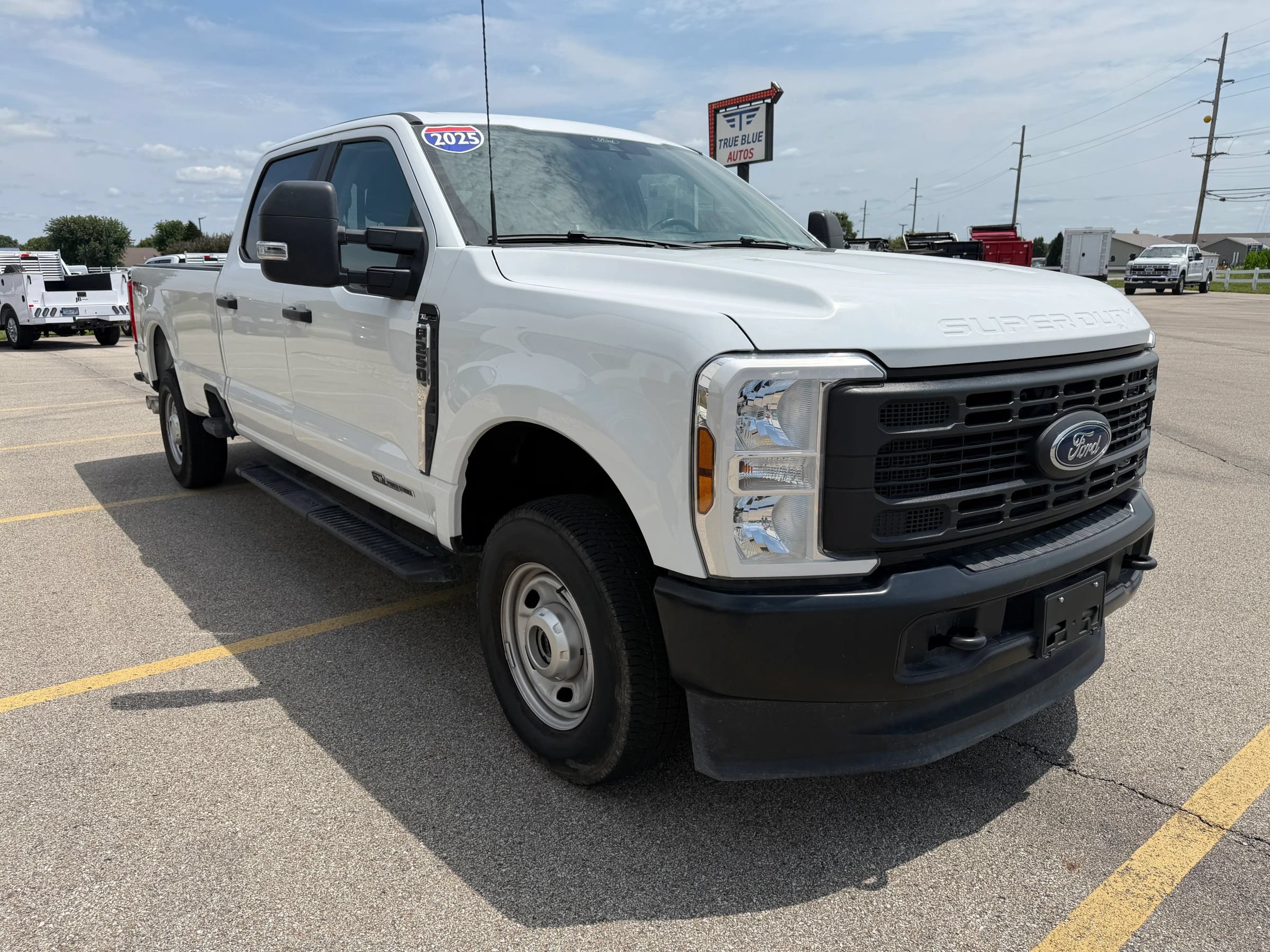 Used 2025 Ford F250 XL w/ FX4 Off-Road Package AWD/4WD image 10
