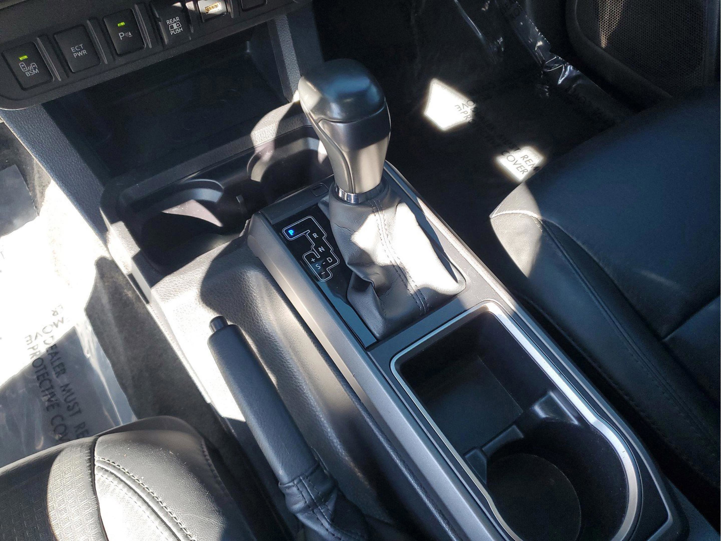 Used 2022 Toyota Tacoma TRD Sport image 11