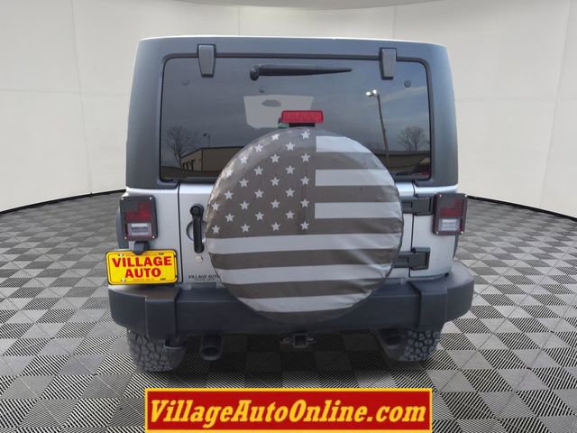 Used 2014 Jeep Wrangler Unlimited Rubicon w/ Connectivity Group image 11