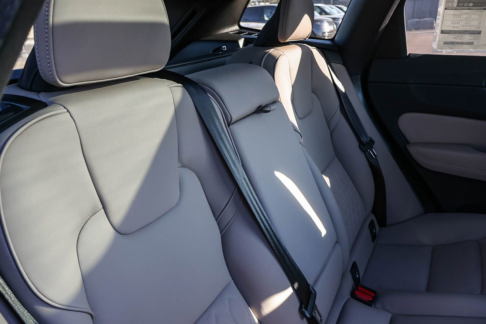 New 2026 Volvo XC60 T8 Plus w/ Climate Package image 21