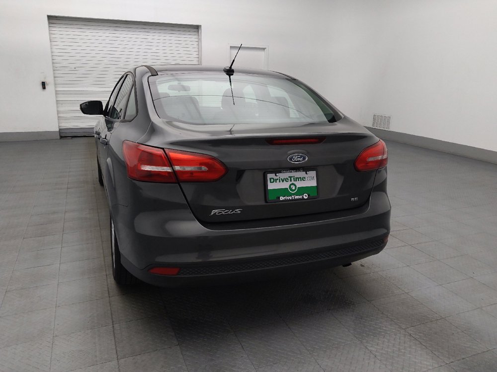 Used 2017 Ford Focus SE FWD image 6