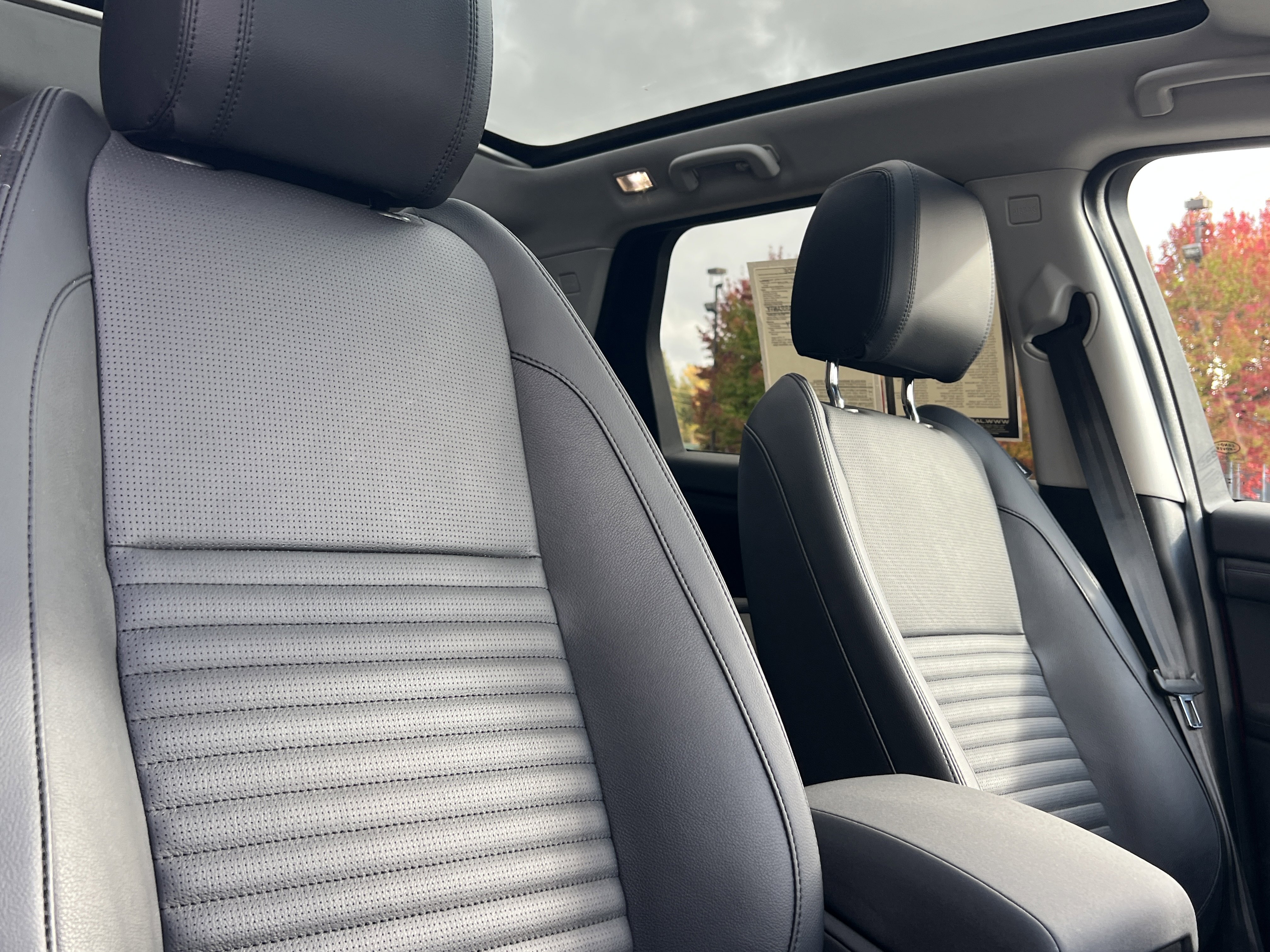 Certified 2024 Land Rover Discovery Sport S image 13