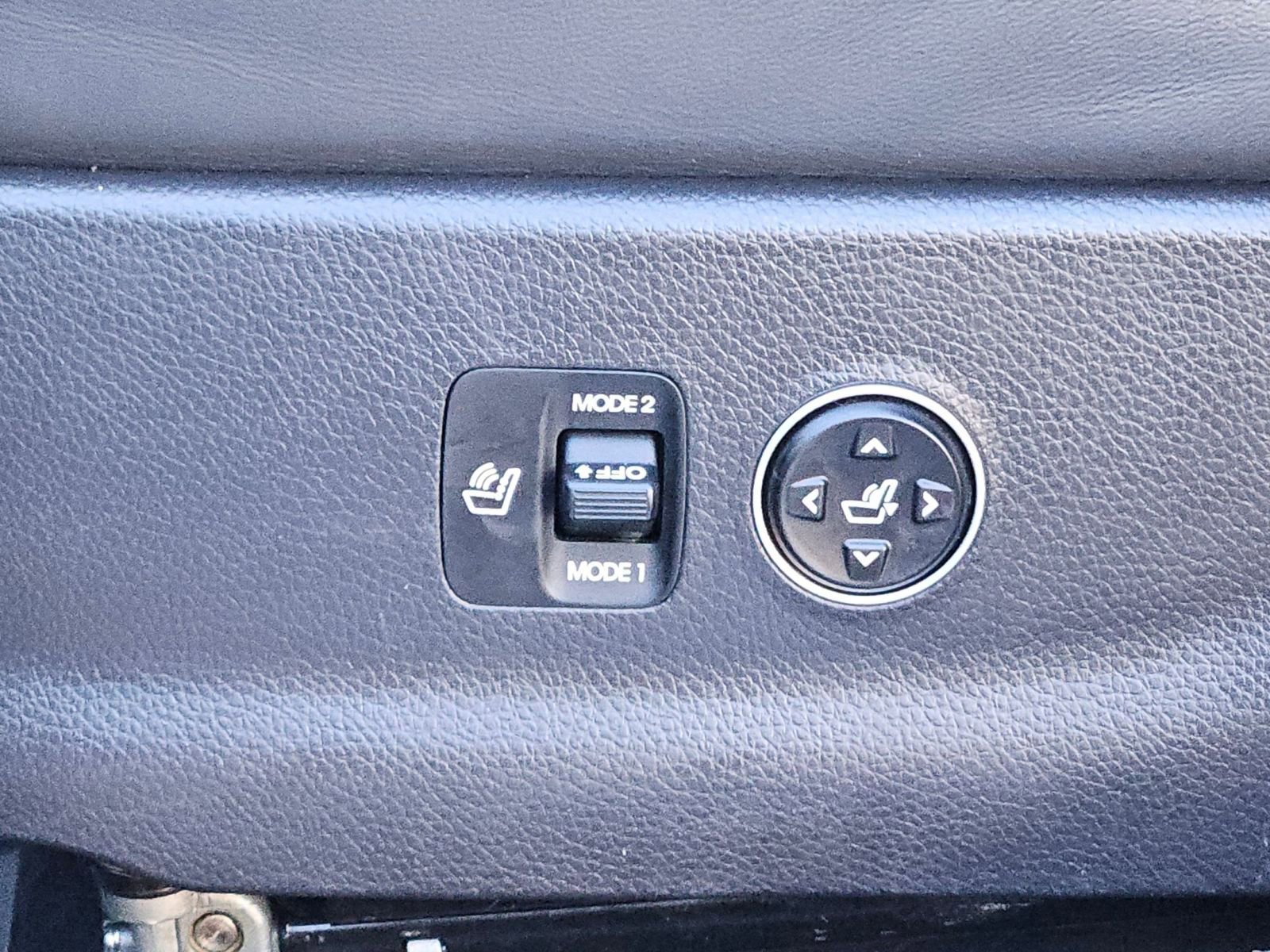 Used 2013 Hyundai Equus Ultimate image 22