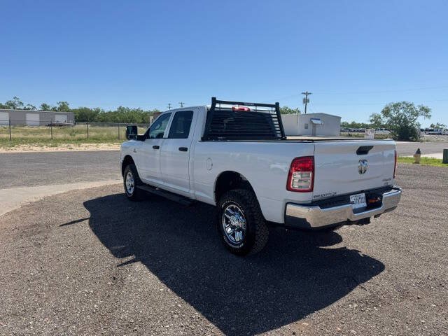 Used 2024 RAM 2500 Tradesman w/ Chrome Appearance Group AWD/4WD image 4