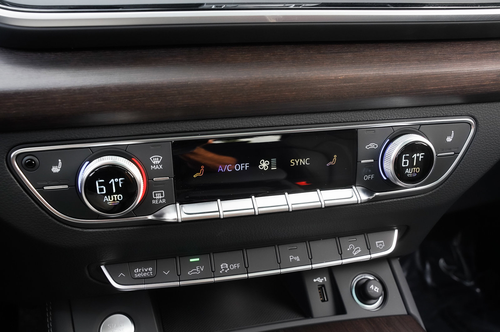 Used 2024 Audi Q5 e Premium Plus image 17