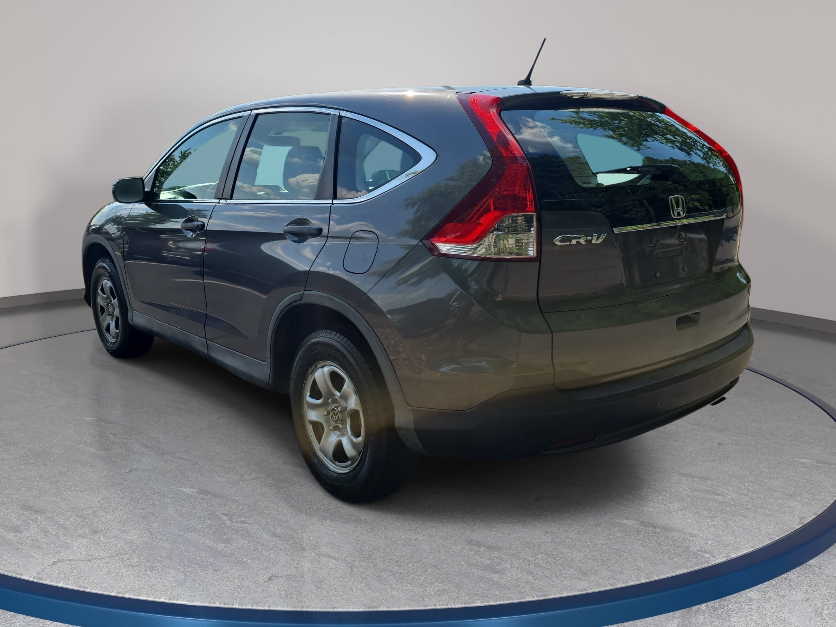 Used 2013 Honda CR-V LX image 7