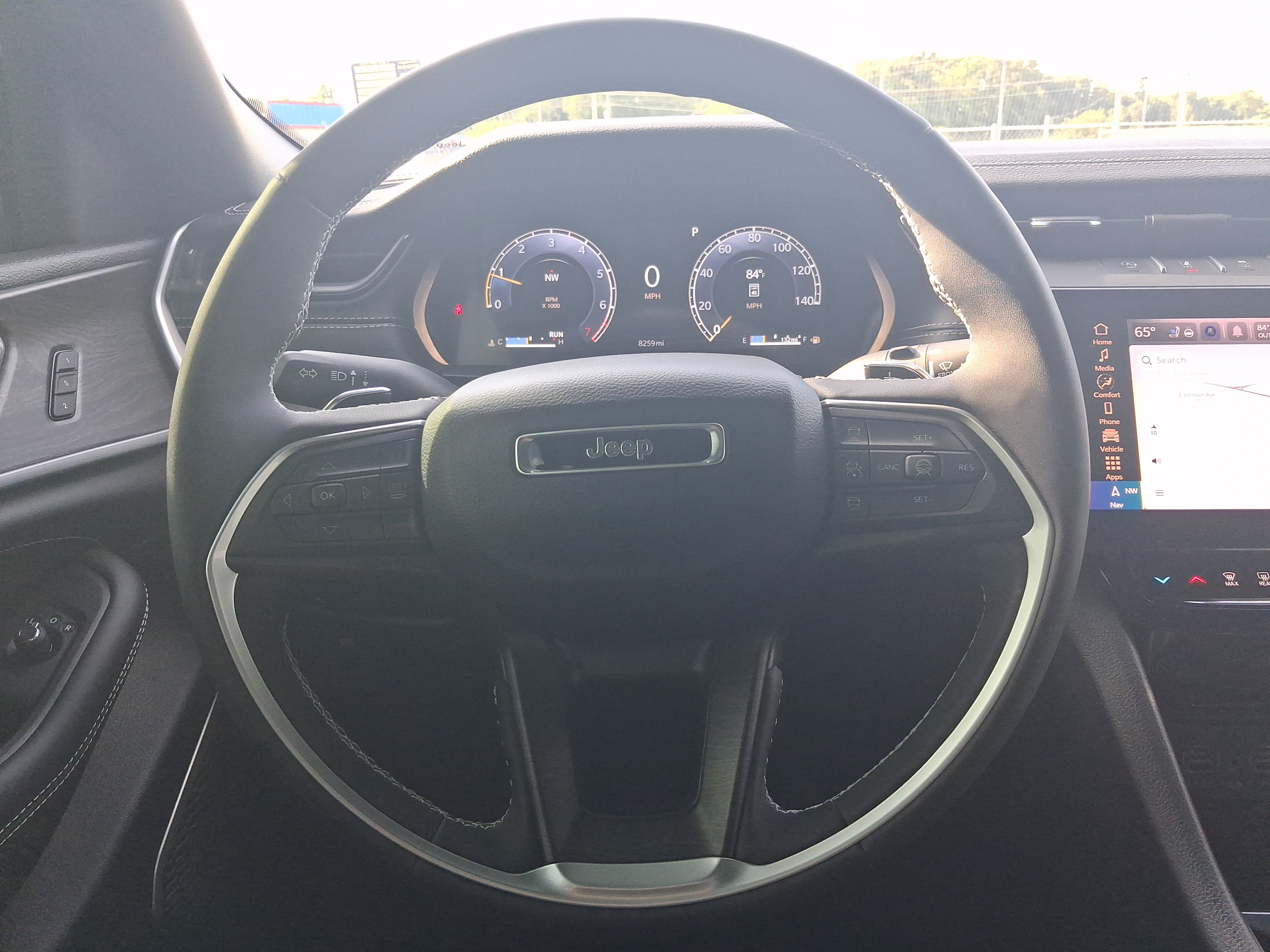 Used 2026 Jeep Grand Cherokee L Limited AWD/4WD image 21
