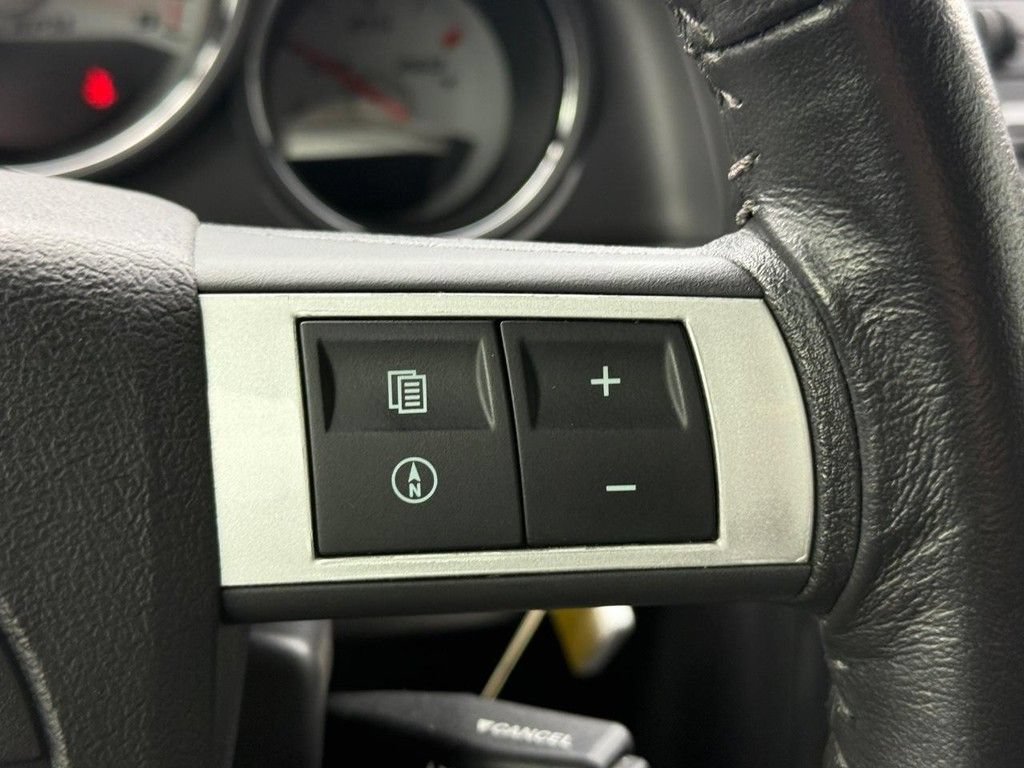 Used 2009 Dodge Challenger SRT8 RWD image 15