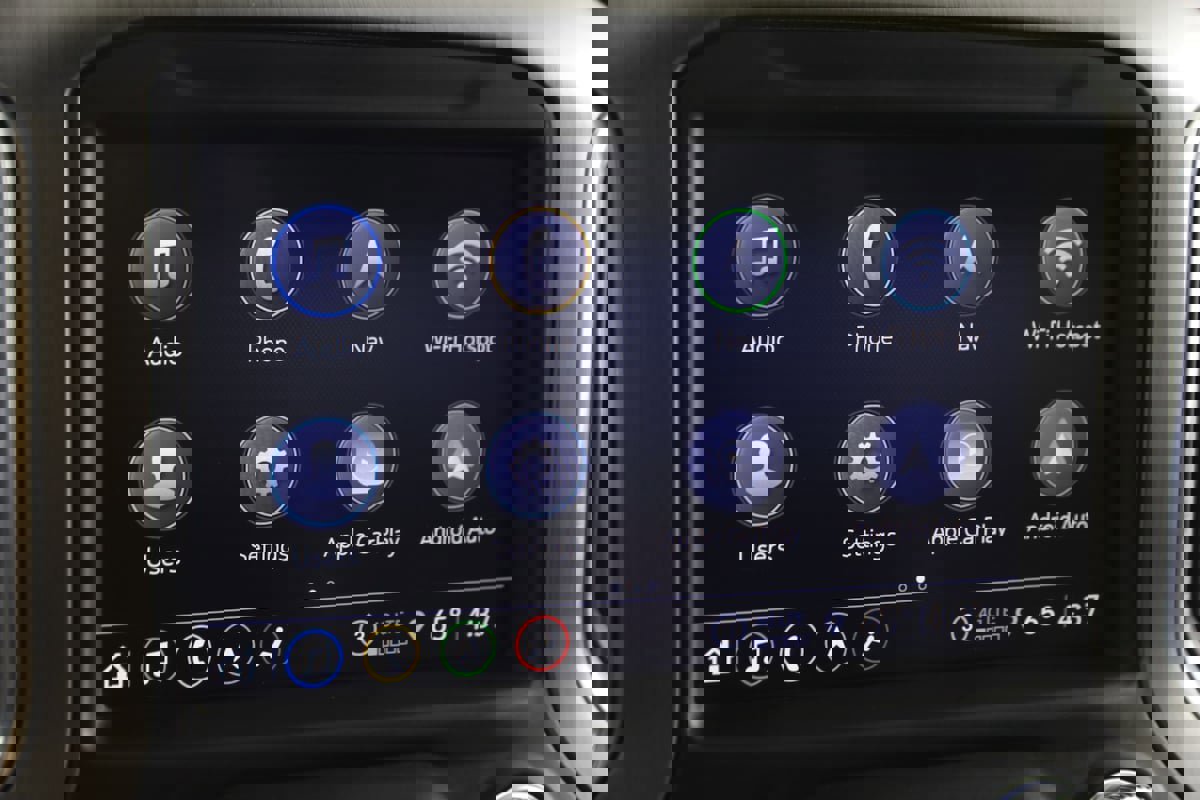 Used 2022 GMC Sierra 2500 Denali w/ Snow Plow Prep/Camper Package image 31