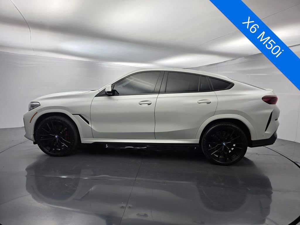 Used 2021 BMW X6 M50i w/ Premium Package image 7