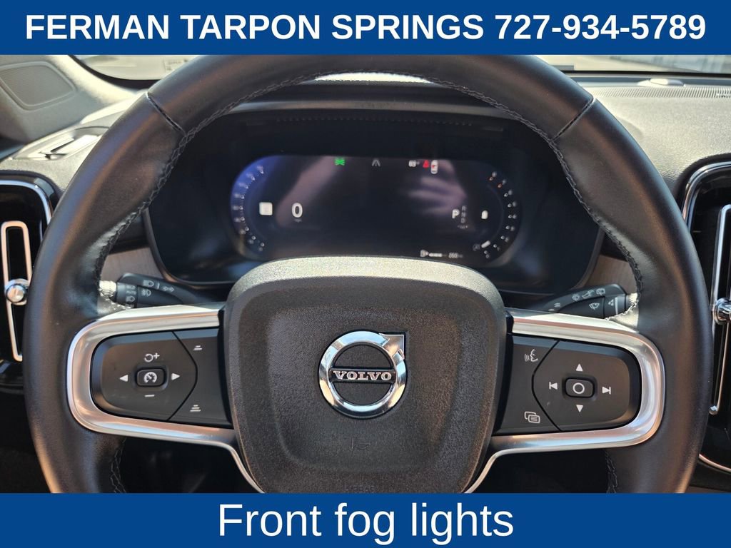 Certified 2025 Volvo XC40 B5 Ultra AWD/4WD image 29