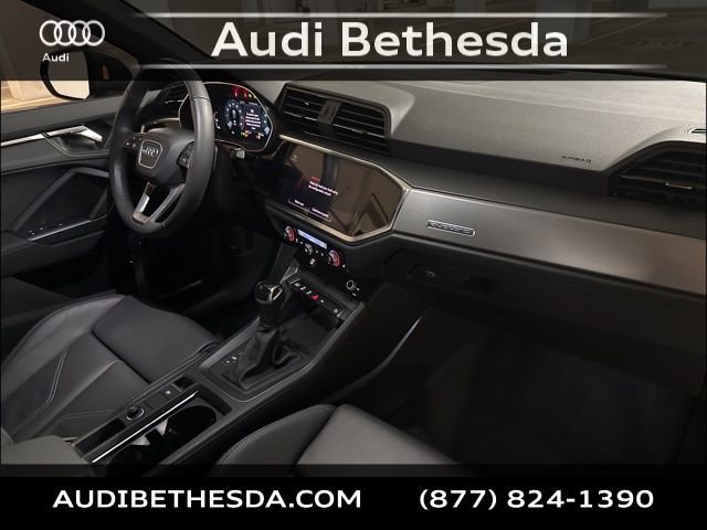 Certified 2025 Audi Q3 2.0T Premium w/ Convenience Package image 10