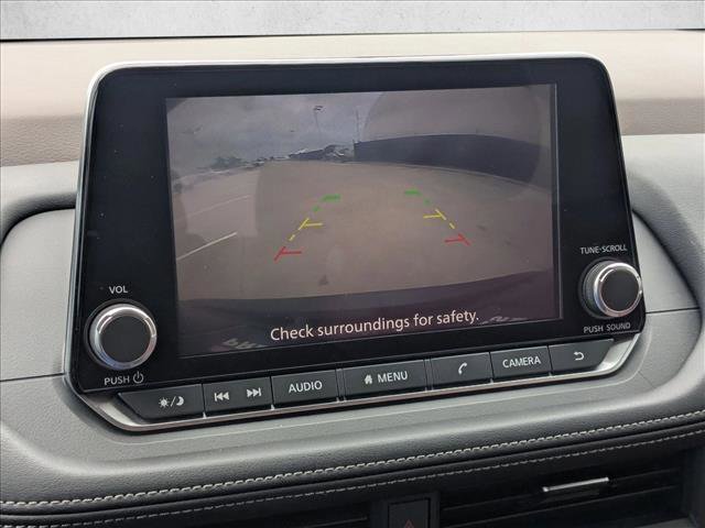 Used 2023 Nissan Rogue SV image 13