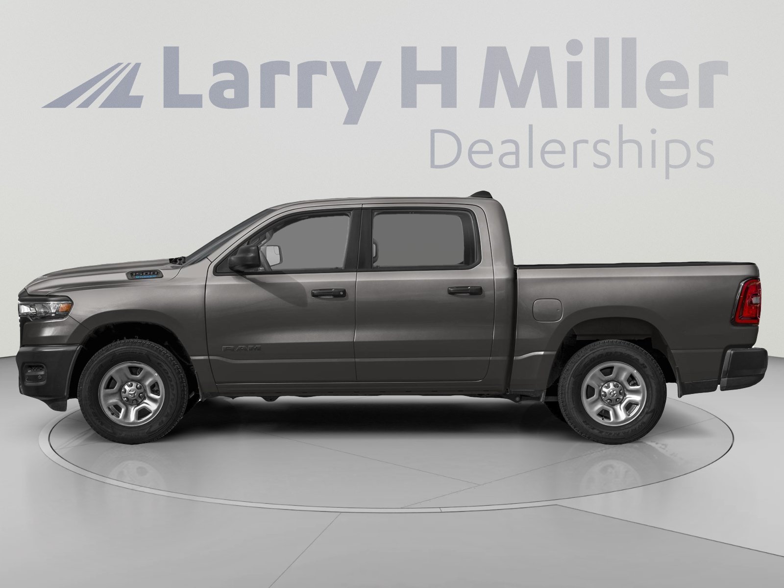 New 2027 RAM 1500 Express AWD/4WD image 3