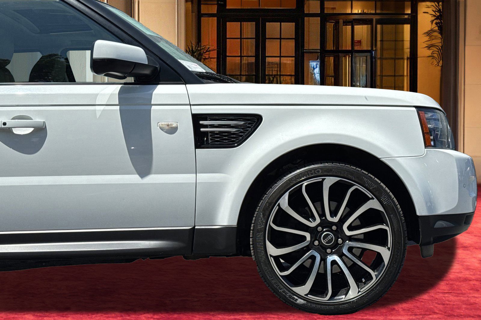 Used 2013 Land Rover Range Rover Sport HSE LUX AWD/4WD image 36