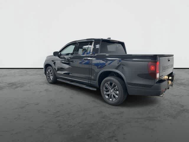 Used 2024 Honda Ridgeline Sport image 9