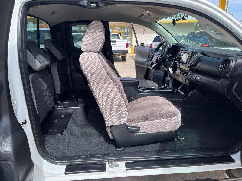 Used 2017 Toyota Tacoma SR w/ SR Convenience Package image 9