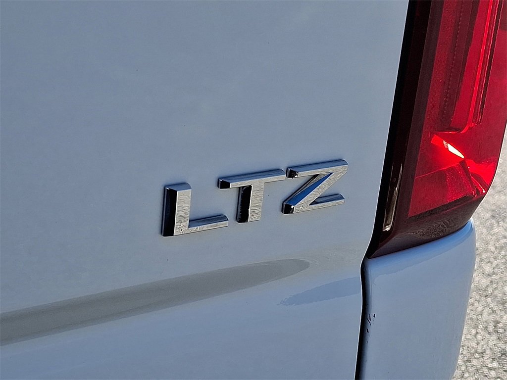 Used 2020 Chevrolet Silverado 2500 LTZ w/ Technology Package image 32