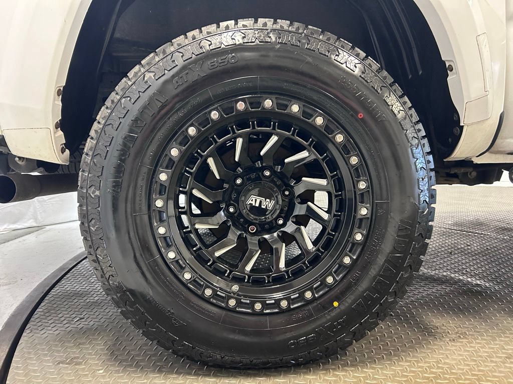 Used 2019 Toyota Tacoma TRD Sport RWD image 29