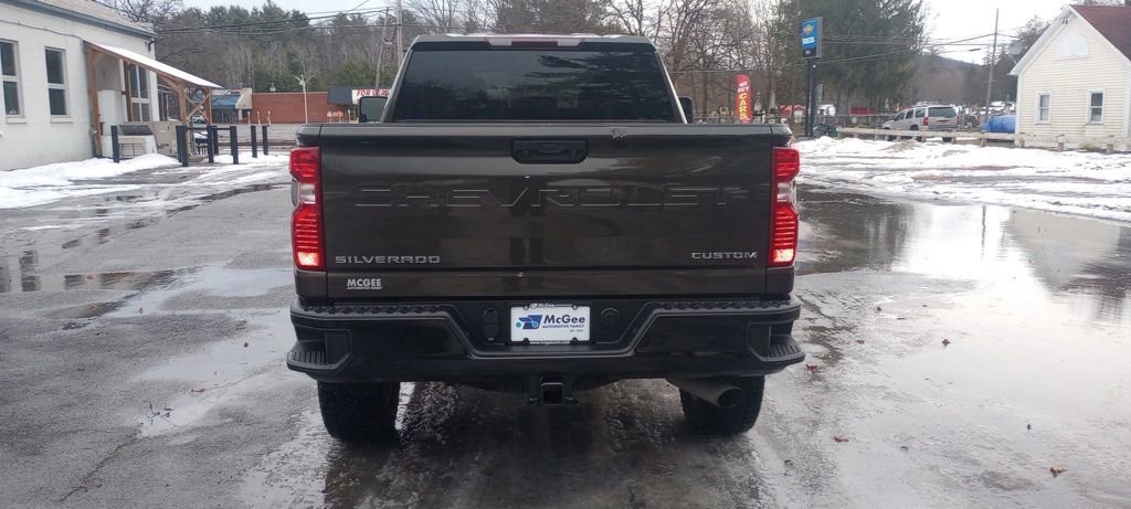 Used 2023 Chevrolet Silverado 2500 Custom w/ Custom Convenience Package image 6