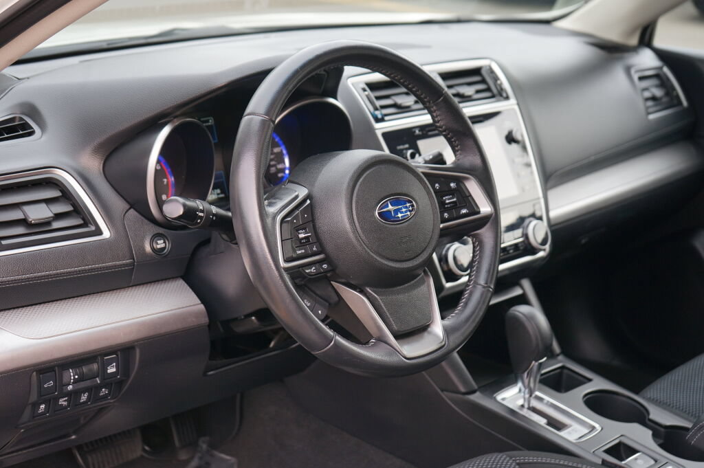 Used 2018 Subaru Outback 2.5i Premium AWD/4WD image 13