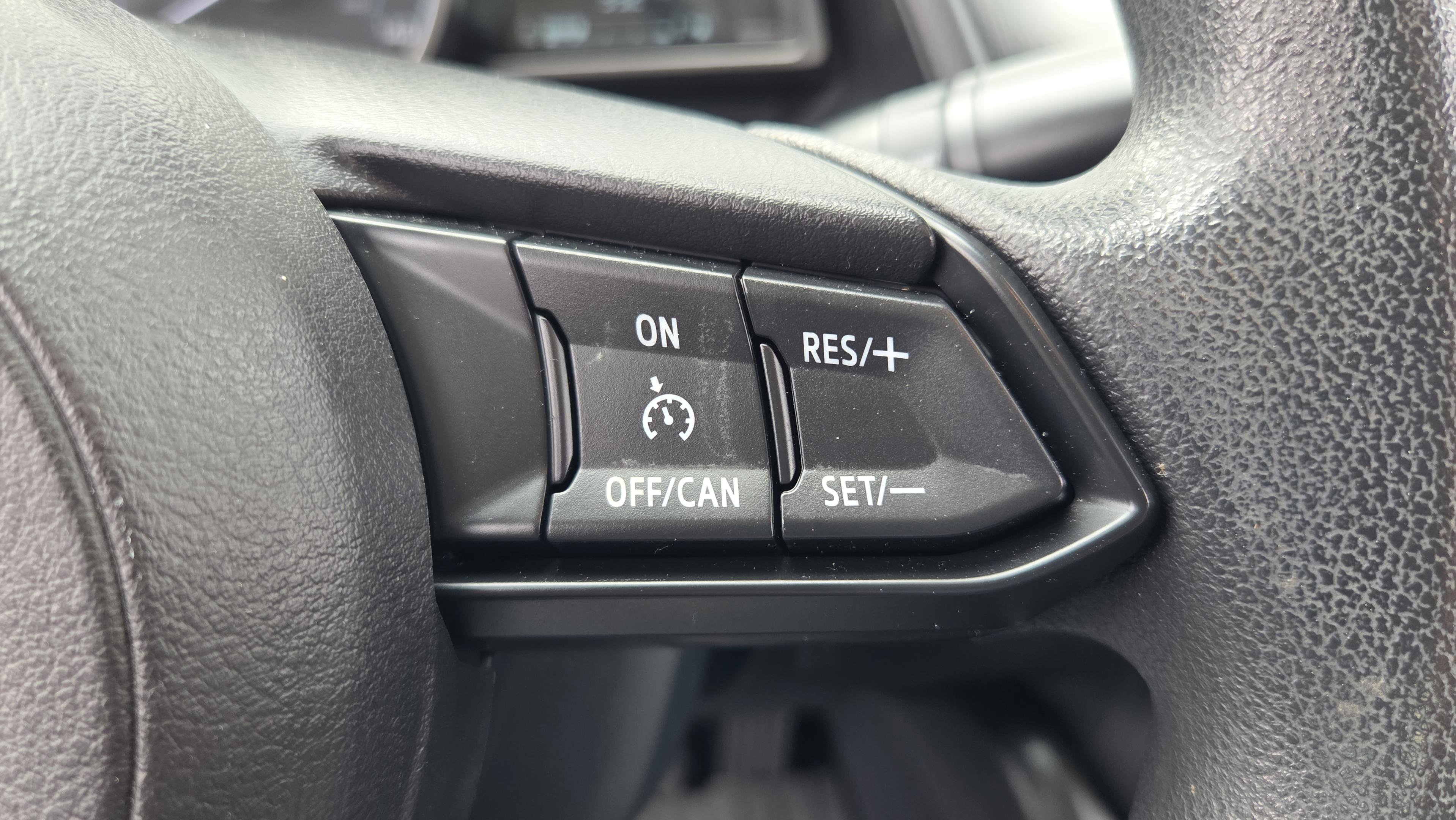 Used 2020 Toyota Yaris L image 28