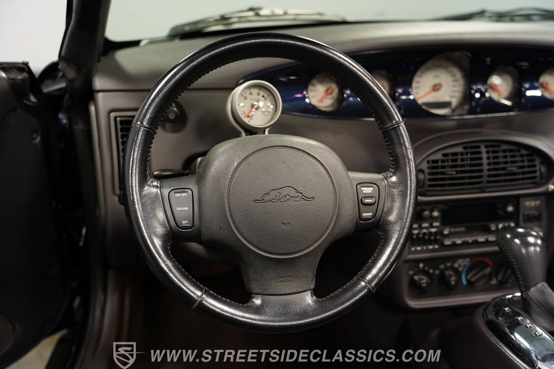 Used 2001 Chrysler Prowler RWD image 40