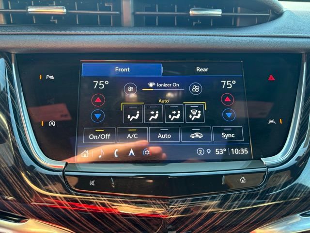 Used 2025 Cadillac XT6 Premium Luxury image 16