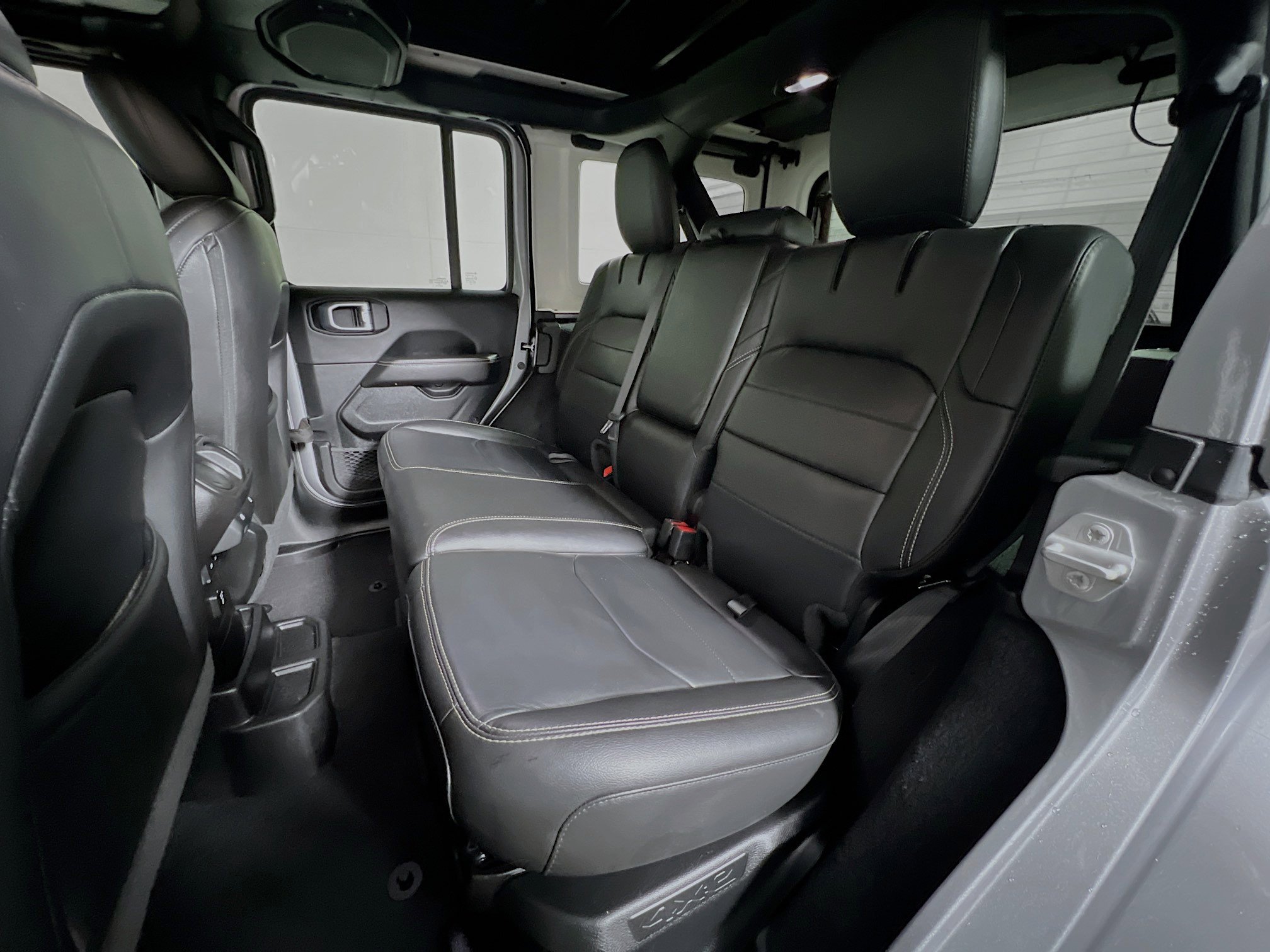 Used 2021 Jeep Wrangler Unlimited Sahara w/ Cold Weather Group image 29