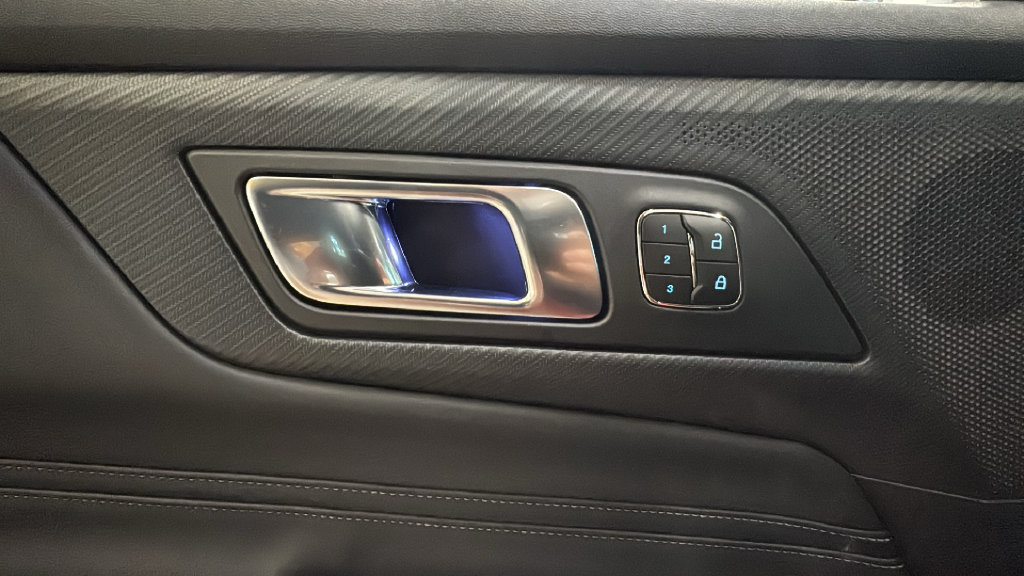 Used 2025 Ford Mustang GT Premium RWD image 16
