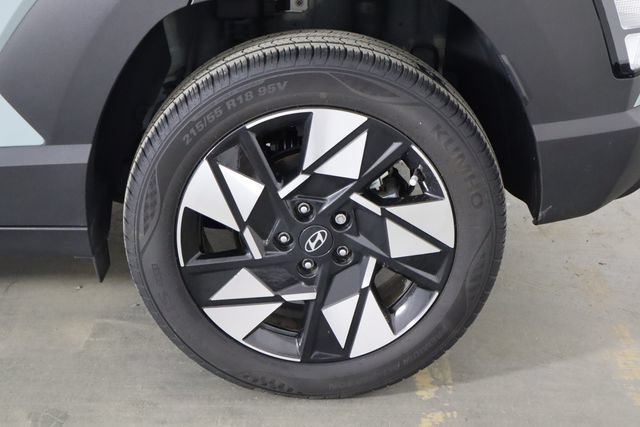 Used 2024 Hyundai Kona SEL AWD/4WD image 36