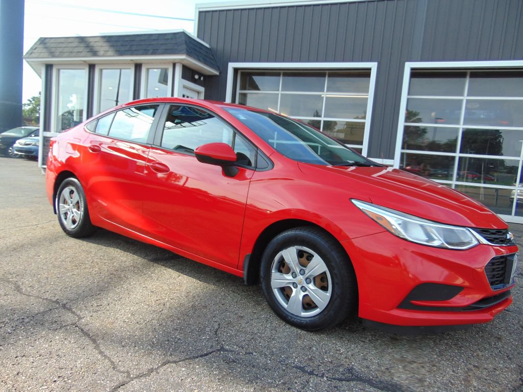 Used 2016 Chevrolet Cruze LS FWD image 6