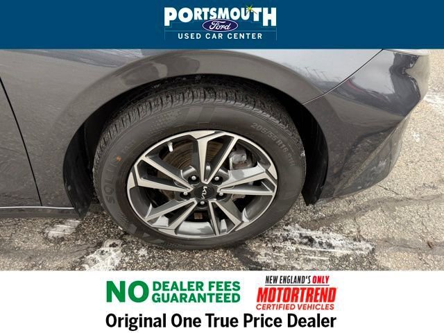 Used 2023 Kia Forte LXS FWD image 27